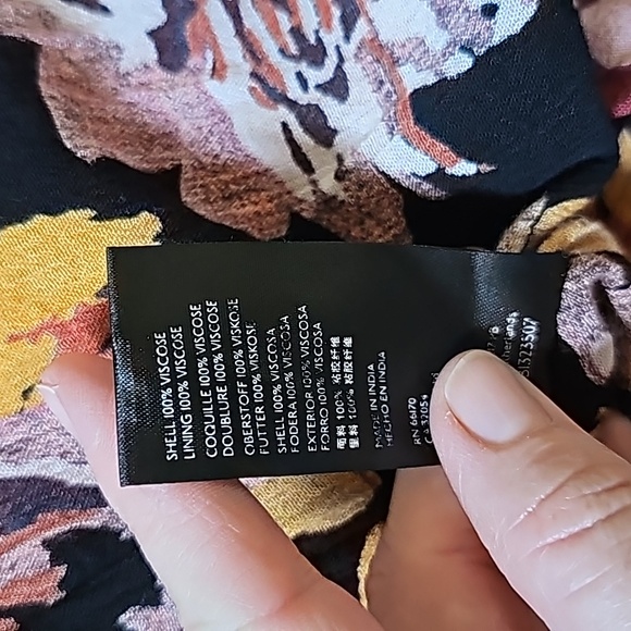 STUNNING FREE PEOPLE NIYA FLORAL PRINT DUSTER - Picture 11 of 12